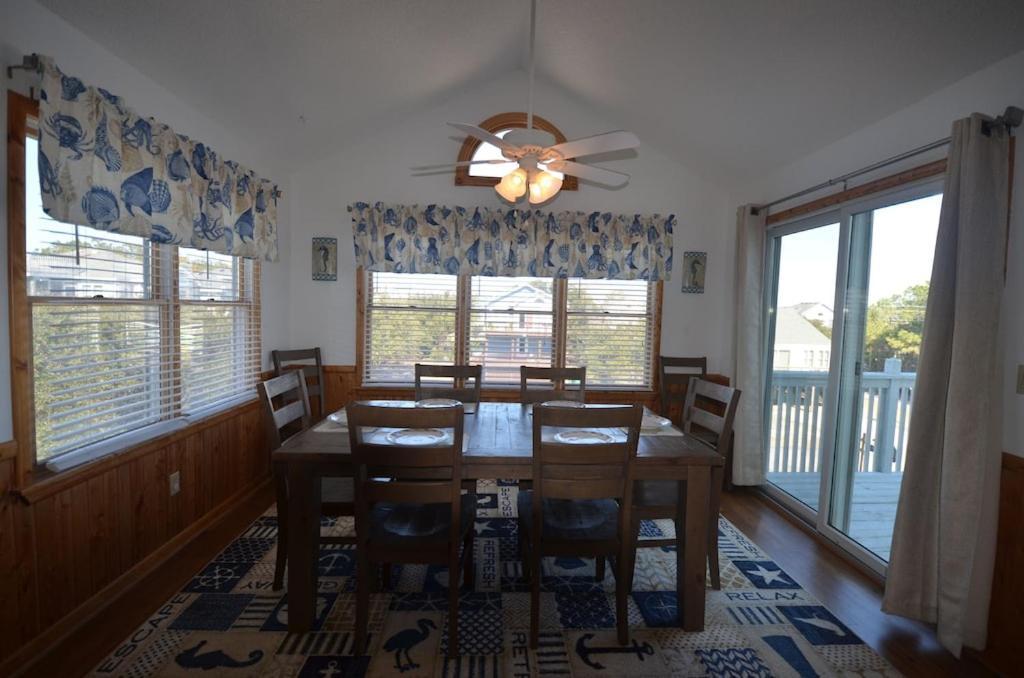 Obx Family Home With Pool - Pet Friendly - Close To Beach- Pool Open Late Apr Through Oct Corolla Exterior foto